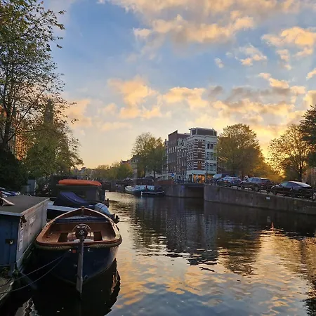 Pantheos Houseboat Amsterdam
