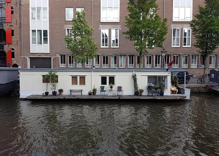 Pantheos Houseboat Ботель Амстердам